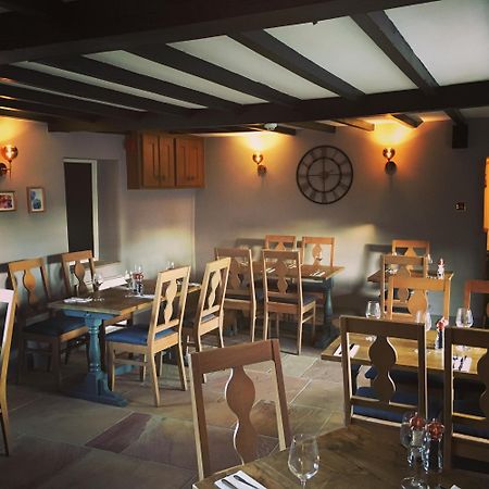 The Greyhound Inn Bedale Buitenkant foto
