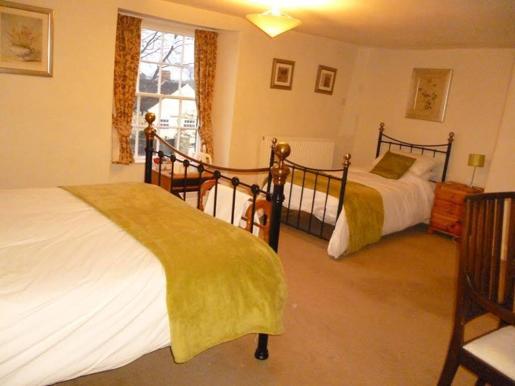 The Greyhound Inn Bedale Buitenkant foto