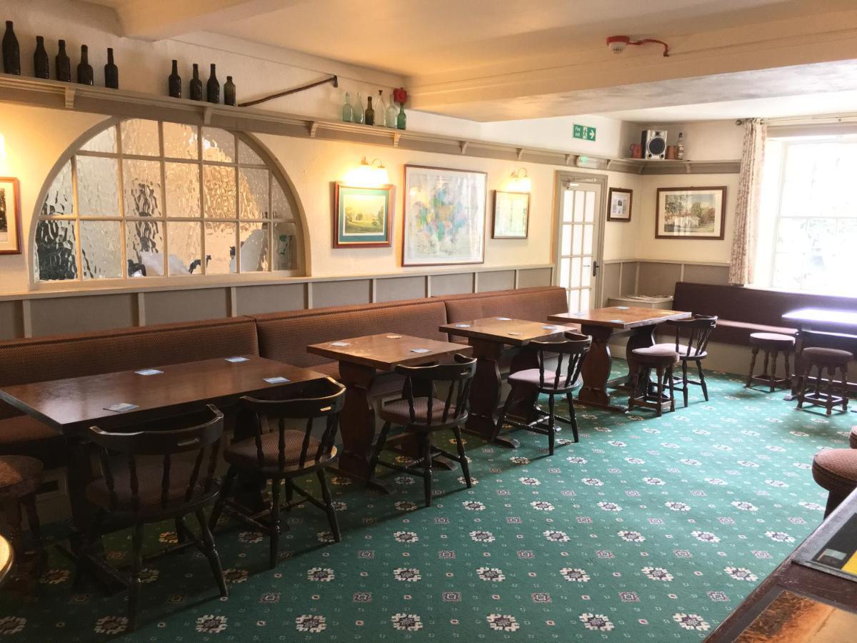 The Greyhound Inn Bedale Buitenkant foto